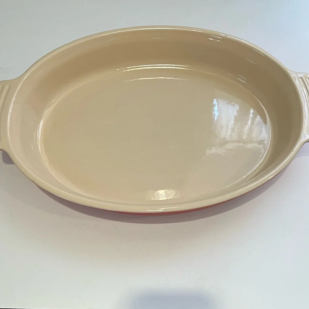 Le Creuset Oval Red Baking Dish 12x9‎